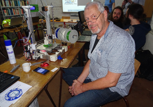 LPD 2019.1 - Hans met 3D-printer